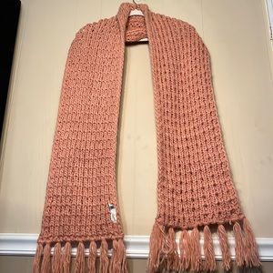 Pink Chunky Knit Scarf